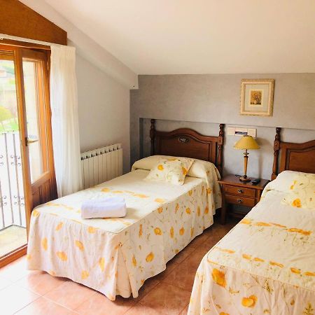 Hostal Jj Salduero Zewnętrze zdjęcie
